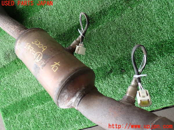 2UPJ-9232092041]ジープ・グランドチェロキー(WK36A)エキマニ1 (触媒 マニバーター) 中古_3
