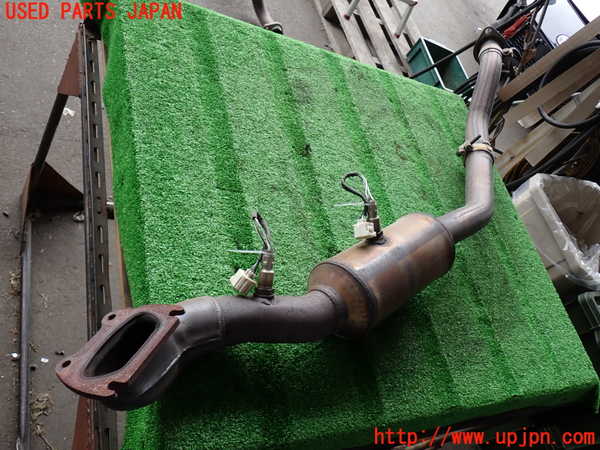 2UPJ-9232092041]ジープ・グランドチェロキー(WK36A)エキマニ1 (触媒 マニバーター) 中古_4