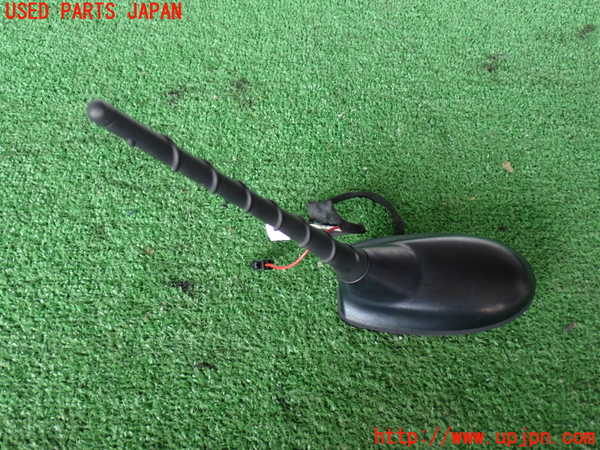 2UPJ-9232096550]ジープ・グランドチェロキー(WK36A)アンテナ 中古_2