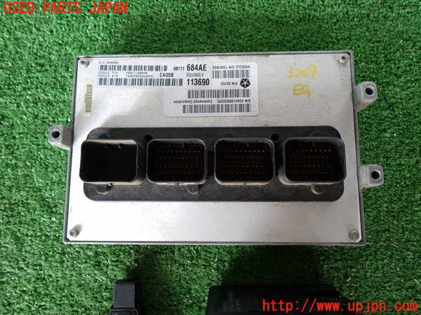 2UPJ-9232096110]ジープ・グランドチェロキー(WK36A)エンジンコンピューター 中古_2