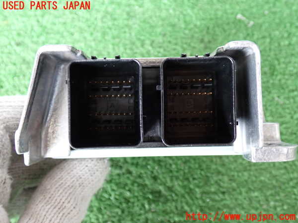 2UPJ-9232096145]ジープ・グランドチェロキー(WK36A)エアバッグコンピューター 中古_2