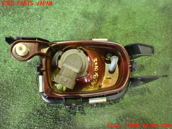 2UPJ-9232101180]ベンツ SL350 R230(230467)右フォグ 中古_3