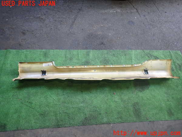 2UPJ-9232101390]ベンツ SL350 R230(230467)右サイドステップ 中古_4