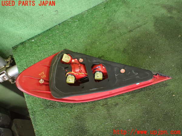 2UPJ-9232101530]ベンツ SL350 R230(230467)右テールランプ 中古_3