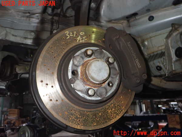2UPJ-9232104295]ベンツ SL350 R230(230467)左フロントナックルハブ 中古_2