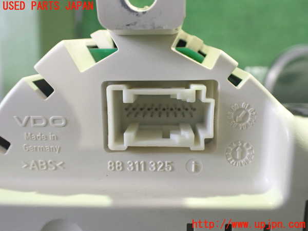 2UPJ-9232106170]ベンツ SL350 R230(230467)スピードメーター 中古_4