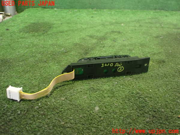 2UPJ-9232106308]ベンツ SL350 R230(230467)スイッチ3 (パークディスタンスOFF) 中古_2