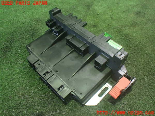 2UPJ-9232106147]ベンツ SL350 R230(230467)コンピューター2 中古_2