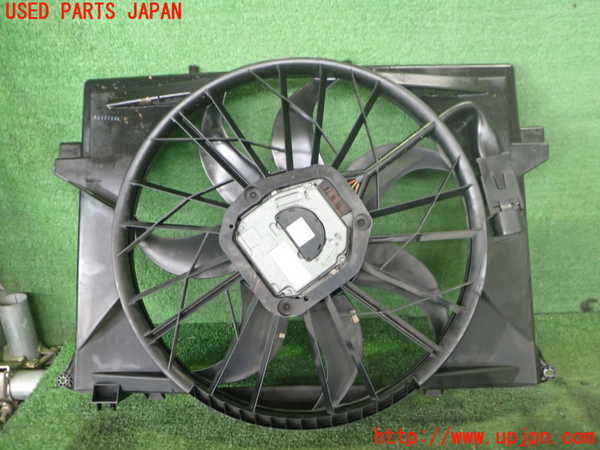 2UPJ-9232106836]ベンツ SL350 R230(230467)電動ファン1 中古_2