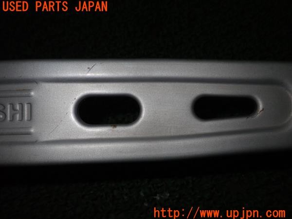 3UPJ=9232110705]レグナム(EC5W)純正 フロントタワーバー 中古_5