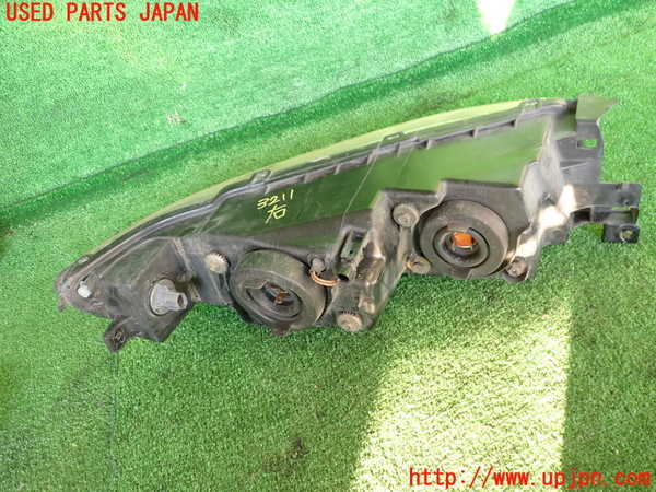2UPJ-9232111130]レグナム(EC5W)右ヘッドライト ハロゲン 中古_3