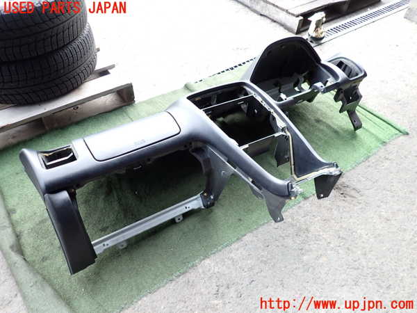 2UPJ-9232117505]レグナム(EC5W)ダッシュボード 中古_2