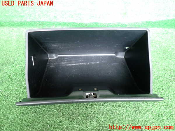 2UPJ-9232117516]レグナム(EC5W)グローブボックス1 中古_3