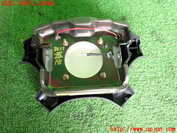 2UPJ-9232117865]レグナム(EC5W)運転席側エアバッグカバー 中古_2