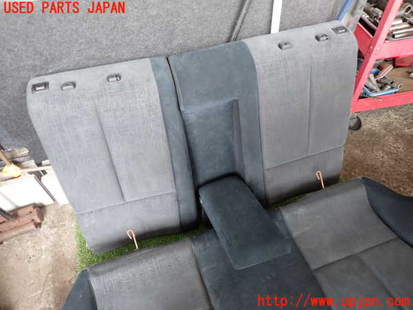 2UPJ-9232117385]レグナム(EC5W)リアシート 中古_2