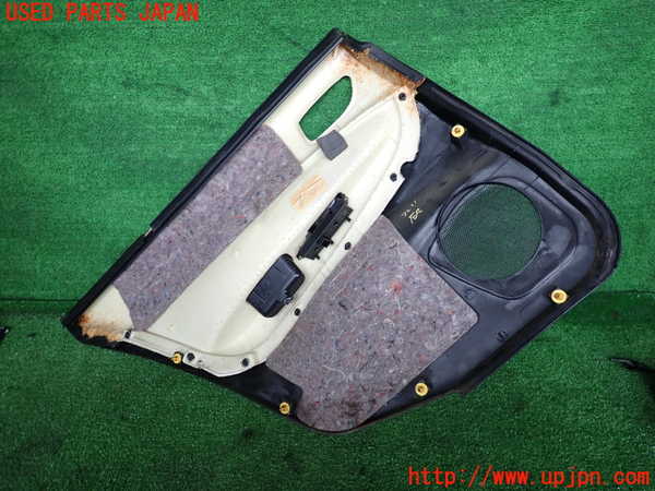 2UPJ-9232111294]レグナム(EC5W)右後ドア内張り 中古_3