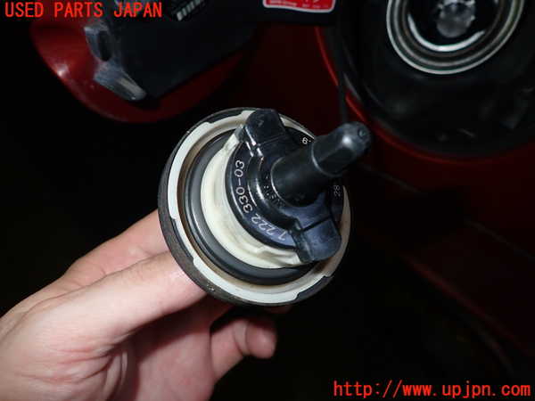 2UPJ-9232131690]BMW ミニ(MINI)ジョンクーパーワークス(JCW) コンバーチブル(MSJCW)(R57)フューエルリッド 中古_3