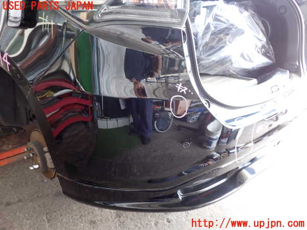 2UPJ-9232141610]ハリアー(ZSU60W)リアバンパー 中古_2