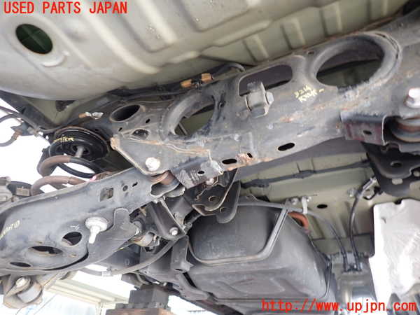 2UPJ-9232145295]ハリアー(ZSU60W)リアメンバー 中古_2