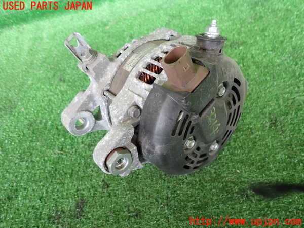 2UPJ-9232146015]ハリアー(ZSU60W)オルタネーター(ダイナモ) 中古_2