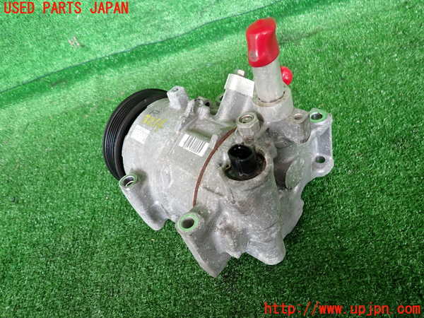 2UPJ-9232146025]ハリアー(ZSU60W)エアコンコンプレッサー 中古_2