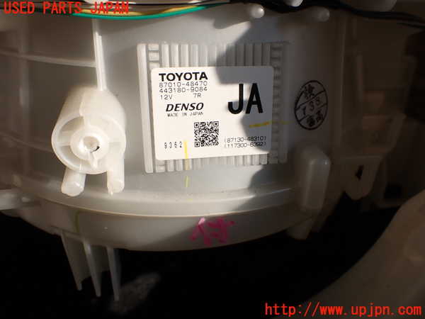 2UPJ-9232146081]ハリアー(ZSU60W)エバポレーター1 中古_3