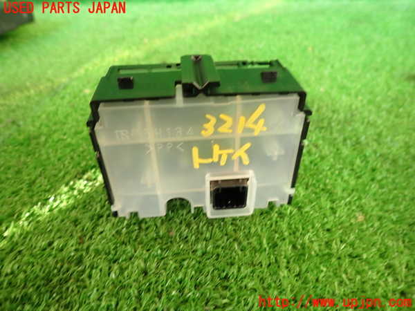 2UPJ-9232147850]ハリアー(ZSU60W)時計 中古_2