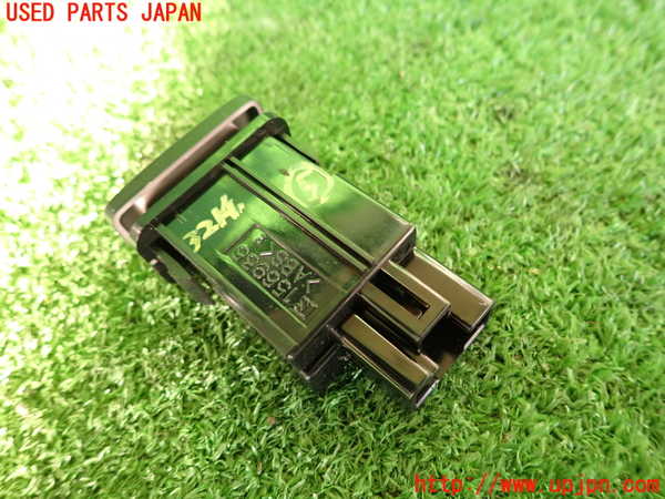 2UPJ-9232146310]ハリアー(ZSU60W)スイッチ5 (パワーバックドア) 中古_2