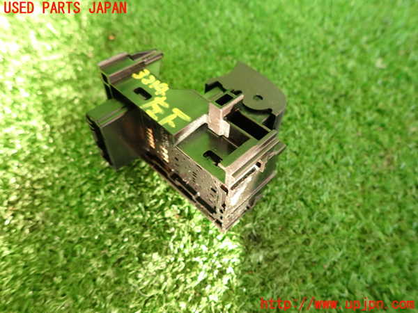 2UPJ-9232146245]ハリアー(ZSU60W)左前パワーウィンドウスイッチ 中古_2