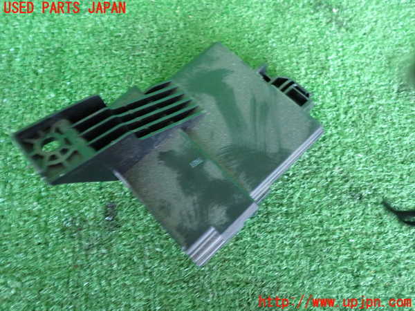 2UPJ-9232146150]ハリアー(ZSU60W)コンピューター5 (エアコンアンプ) 中古_2