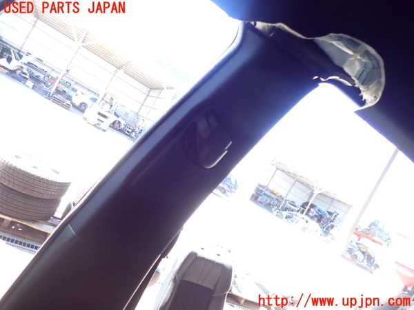 2UPJ-9232147665]ハリアー(ZSU60W)右センターピラートリム 中古_2