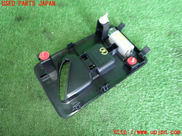 2UPJ-9232146413]ハリアー(ZSU60W)ルームランプ3 ラゲッジ 中古_3