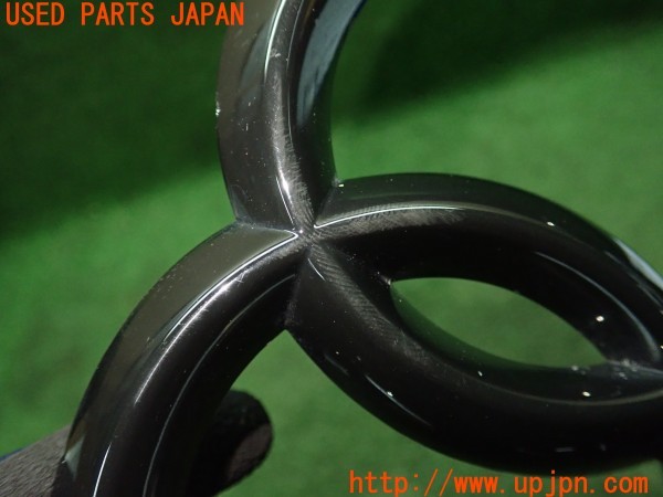 3UPJ=9232150001]アウディ A6(F2DKNF)社外 フロントグリル ラジエーターグリル エンブレムカバー 中古_5