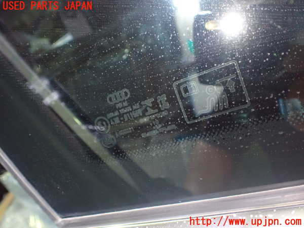 1UPJ-9232151382]アウディ・A6(F2DKNF)左クォーターガラス 中古_2