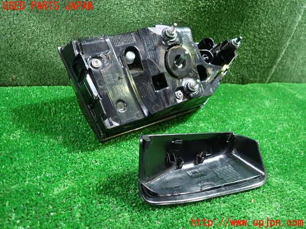 1UPJ-9232151550]アウディ・A6(F2DKNF)右リアフィニッシャー 中古_3