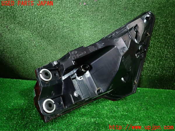 1UPJ-9232151536]アウディ・A6(F2DKNF)左テールランプ 中古_3