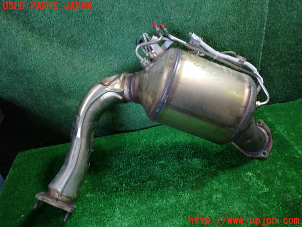 1UPJ-9232152662]アウディ・A6(F2DKNF)触媒2 中古_2