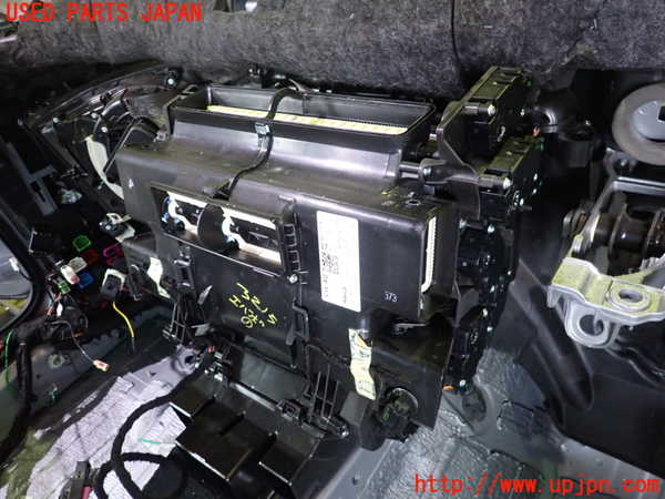 1UPJ-9232156081]アウディ・A6(F2DKNF)エバポレーター1 中古_4