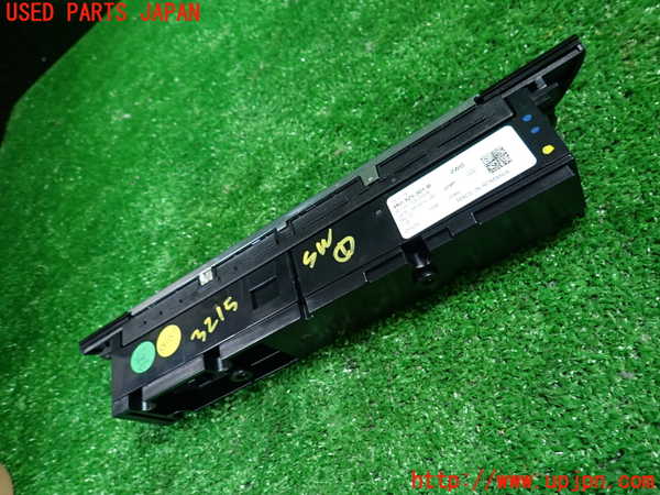 1UPJ-9232156306]アウディ・A6(F2DKNF)スイッチ1 (ハザード) 中古_3