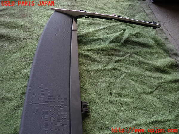 1UPJ-9232157790]アウディ・A6(F2DKNF)リアサンシェード 中古_3