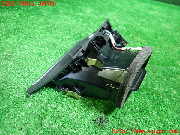1UPJ-9232157526]アウディ・A6(F2DKNF)エアコン吹き出し口1 (右) 中古_3