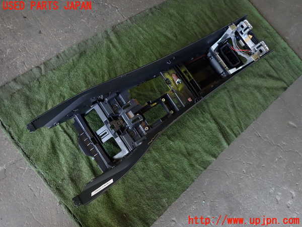 1UPJ-9232157540]アウディ・A6(F2DKNF)センターコンソール 中古_5