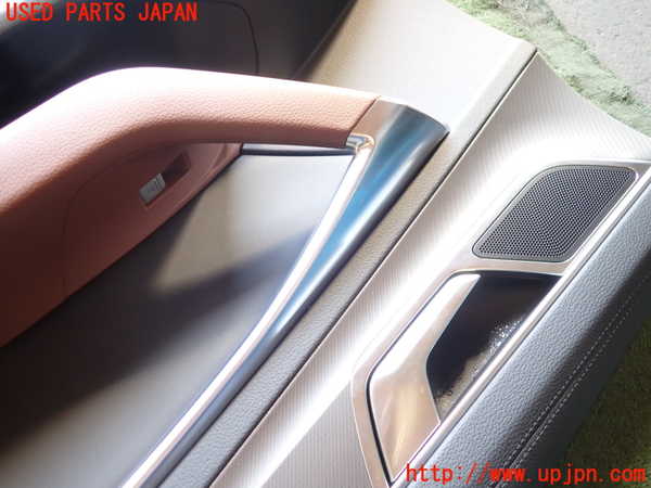 1UPJ-9232151294]アウディ・A6(F2DKNF)右後ドア内張り 中古_2