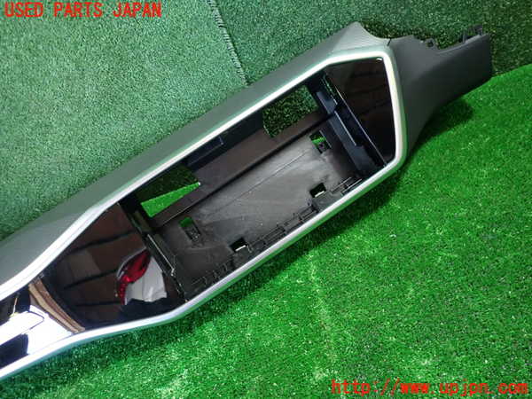 1UPJ-9232157691]アウディ・A6(F2DKNF)内装トリム類1 中古_3