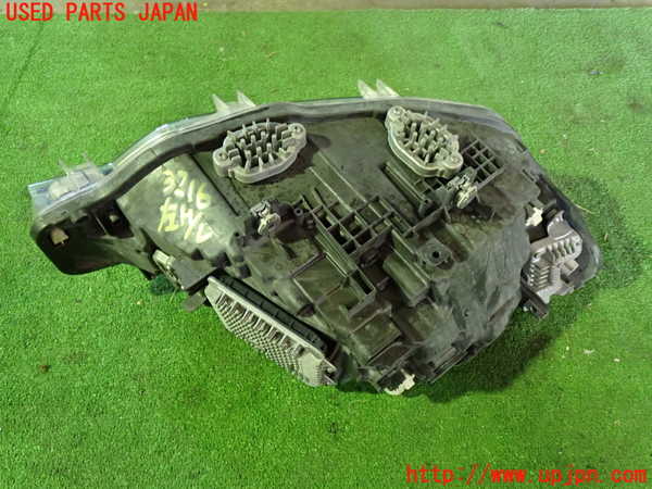 1UPJ-9232161132]BMW 320d ツーリング F31(3D20)左ヘッドライト LED 中古_4