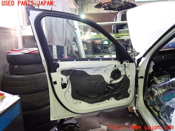 1UPJ-9232161260]BMW 320d ツーリング F31(3D20)左前ドア FUYAO M540 中古_3