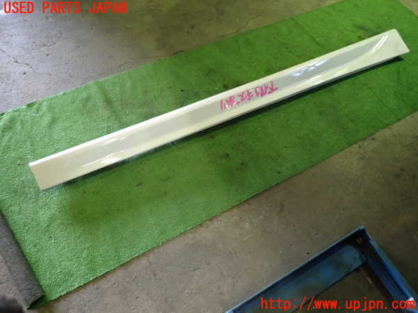 1UPJ-9232161390]BMW 320d ツーリング F31(3D20)右サイドステップ 中古_4