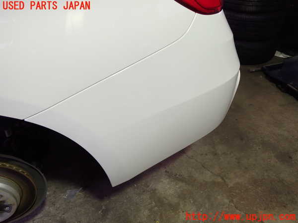 1UPJ-9232161610]BMW 320d ツーリング F31(3D20)リアバンパー 中古_3