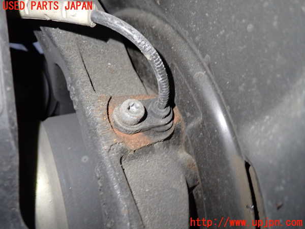 1UPJ-9232164300]BMW 320d ツーリング F31(3D20)右リアナックルハブ 中古_2