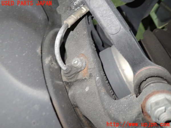 1UPJ-9232164305]BMW 320d ツーリング F31(3D20)左リアナックルハブ 中古_3
